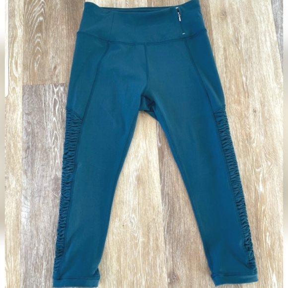 Calia Essential High Rise Smocked Legging by Carrie Underwood Side Ruching New - Picture 16 of 16